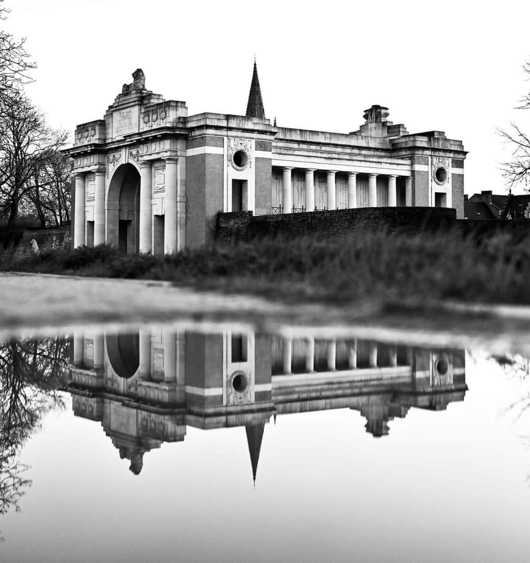 The Carmelite Lägenhet Ieper Exteriör bild